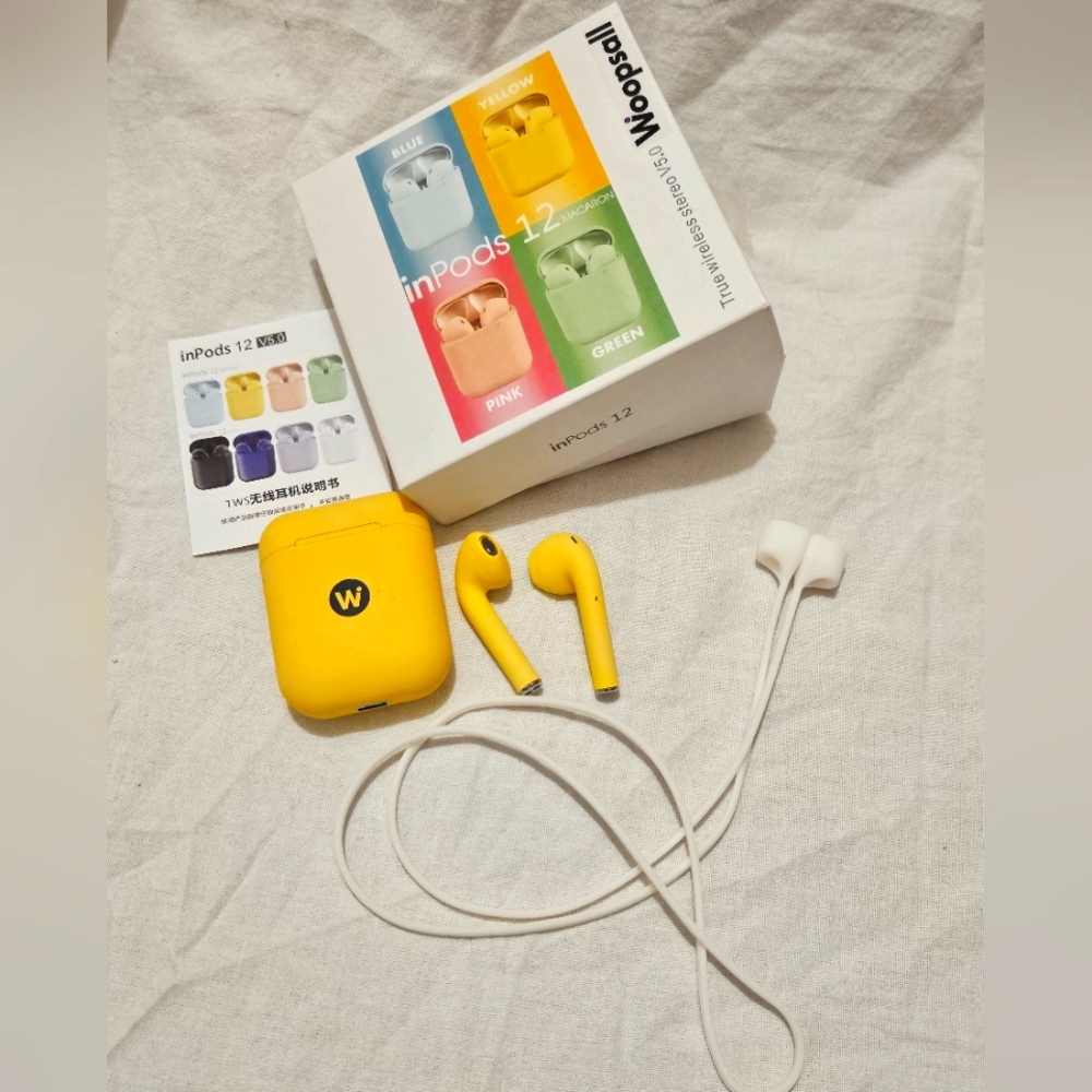⚠️Free bundle item- Inpods Yellow canary